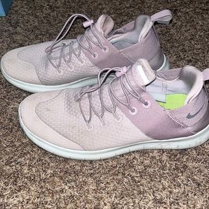 Nike Women 9.5 Shoes